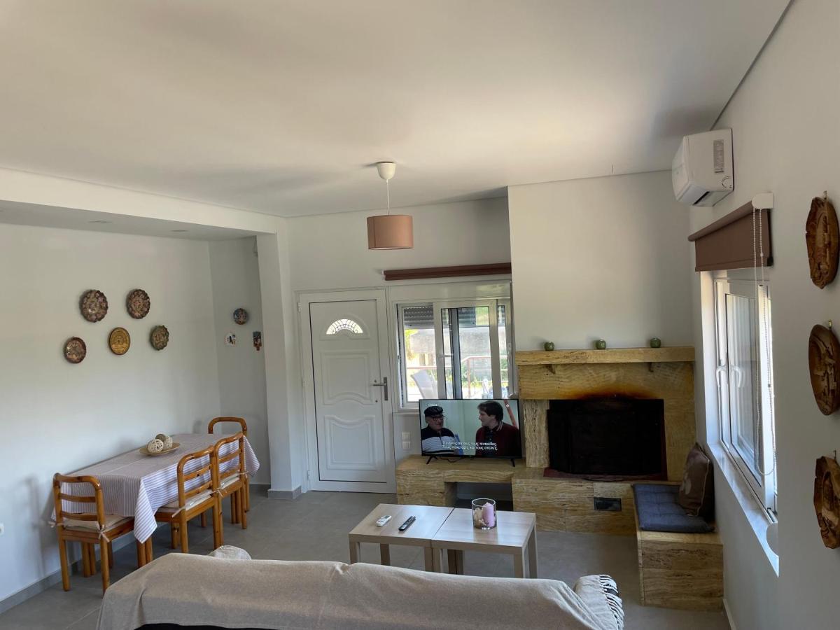 Palaiá Fókaia Saint George Family Houseヴィラ エクステリア 写真